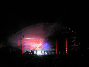 massive_attack_bristol_queen_s_square_030_cropped