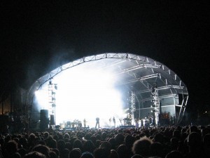 massive_attack_bristol_queen_s_square_091_cropped